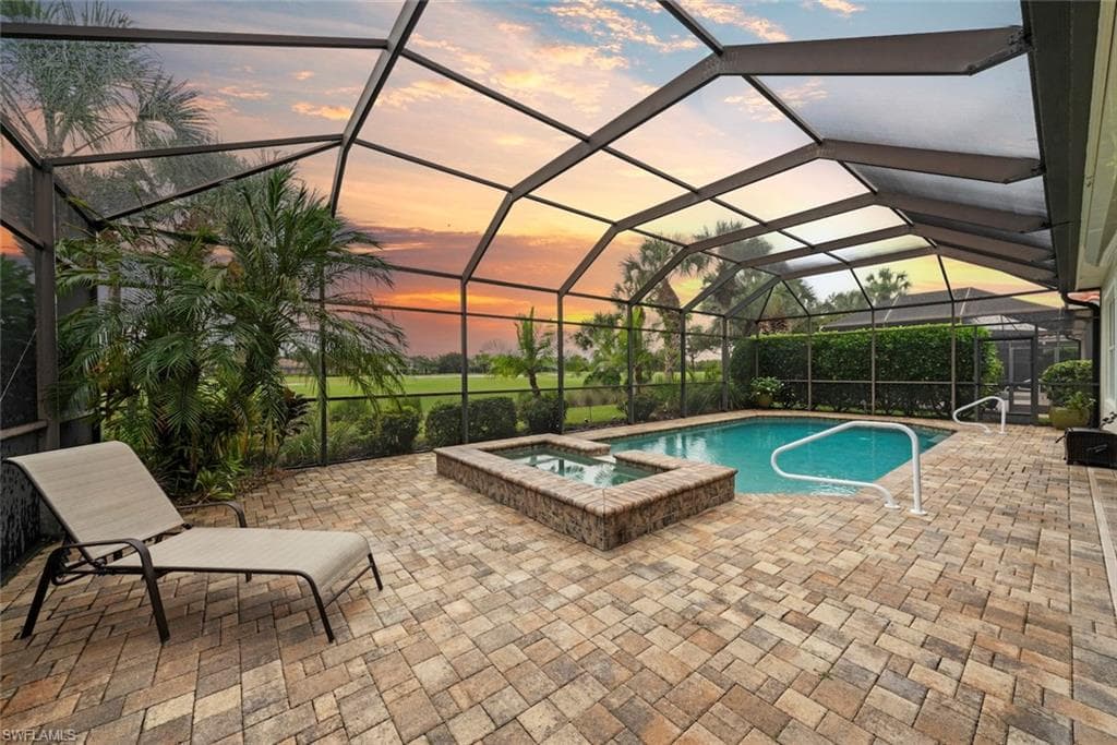 11918 Heather Woods Ct, Naples