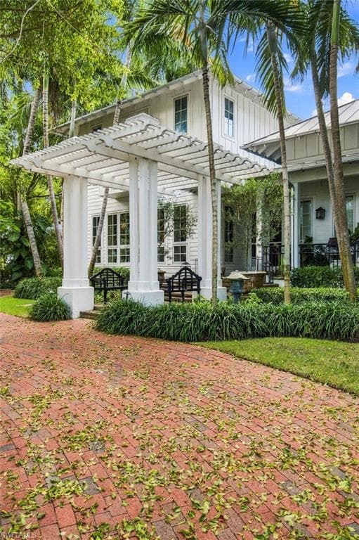 1800 Gordon Dr, Naples, photo 3