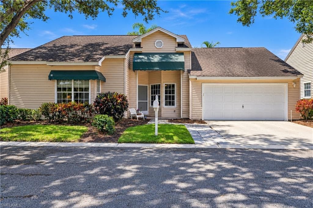 2660 Aft Ave, Naples