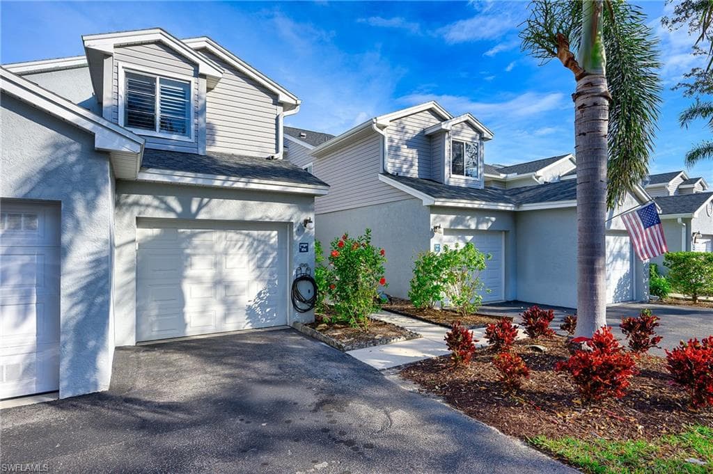 2841 Citrus Lake Dr #k104, Naples