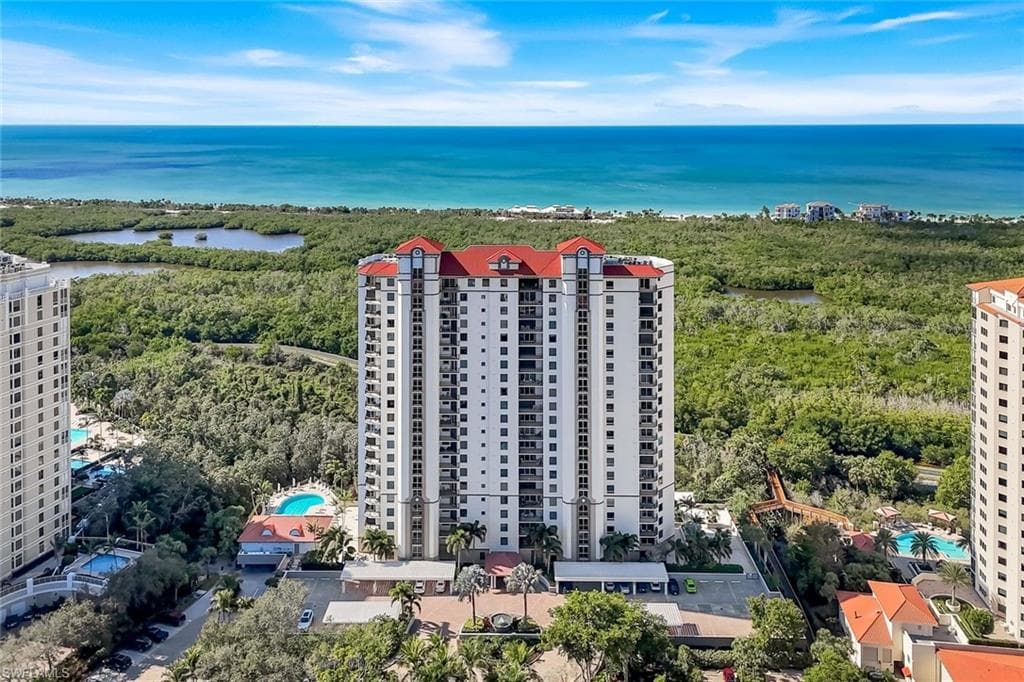 7225 Pelican Bay Blvd #604, Naples
