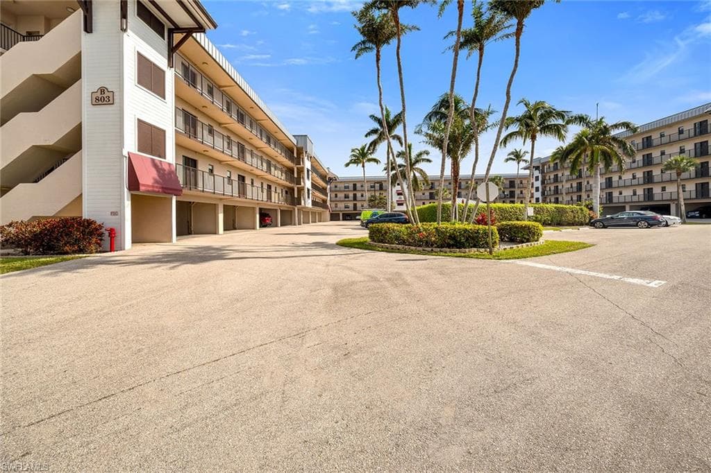 803 River Point Dr #306b, Naples, photo 3