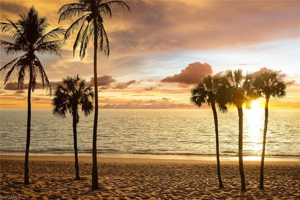 4005 Gulf Shore Blvd #100, Naples, photo 2