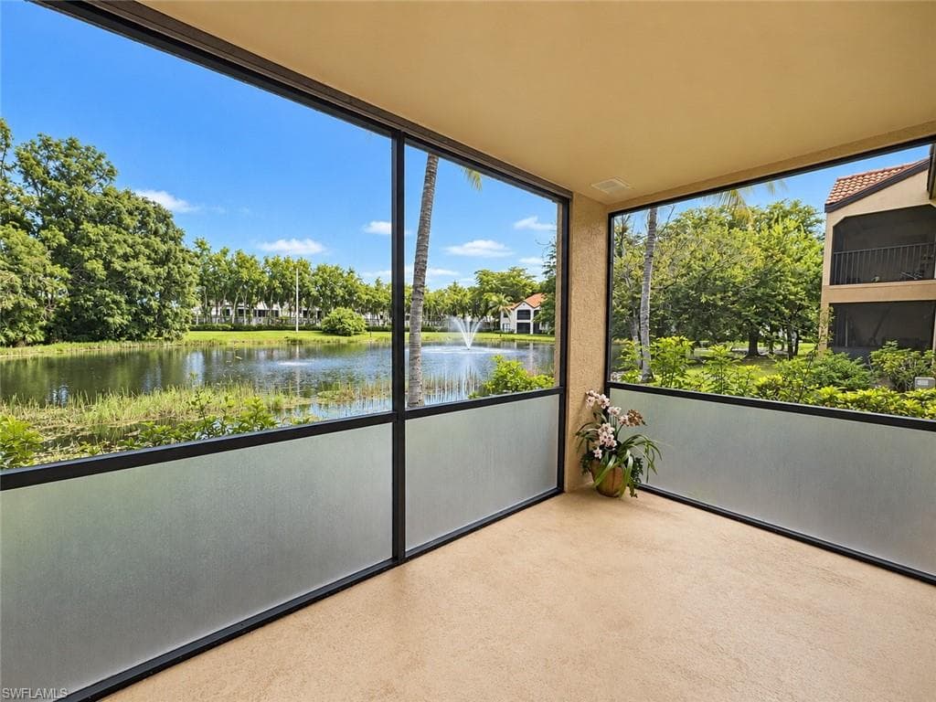 2070 Arbour Walk Cir #3214, Naples