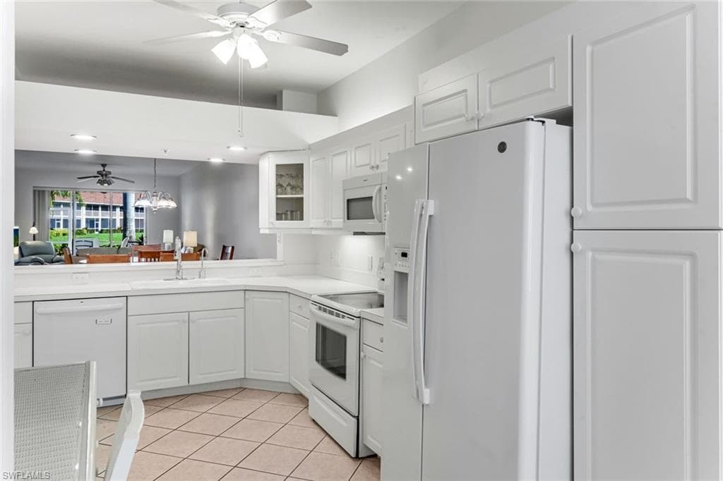 2373 Hidden Lake Ct #8101, Naples, photo 2
