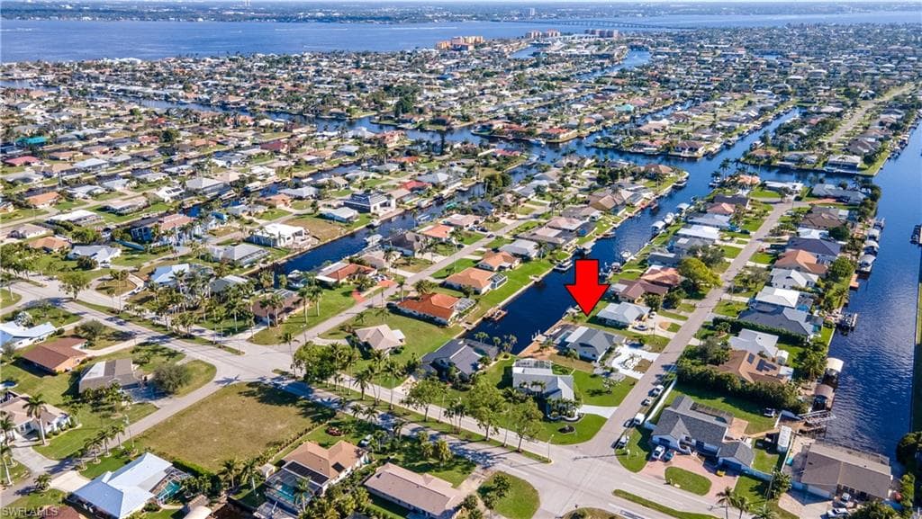 3405 16th Pl, Cape Coral, photo 3