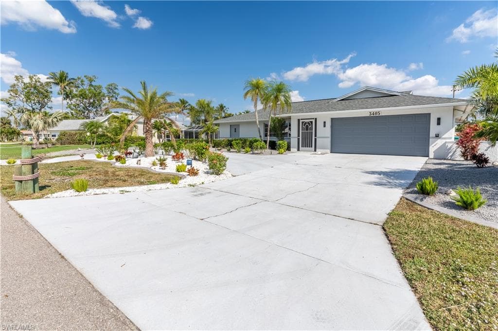 3405 16th Pl, Cape Coral