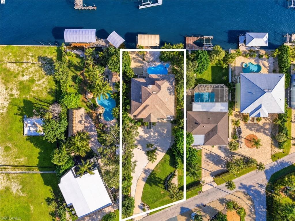 211 Sterling Ave, Fort Myers Beach, photo 3