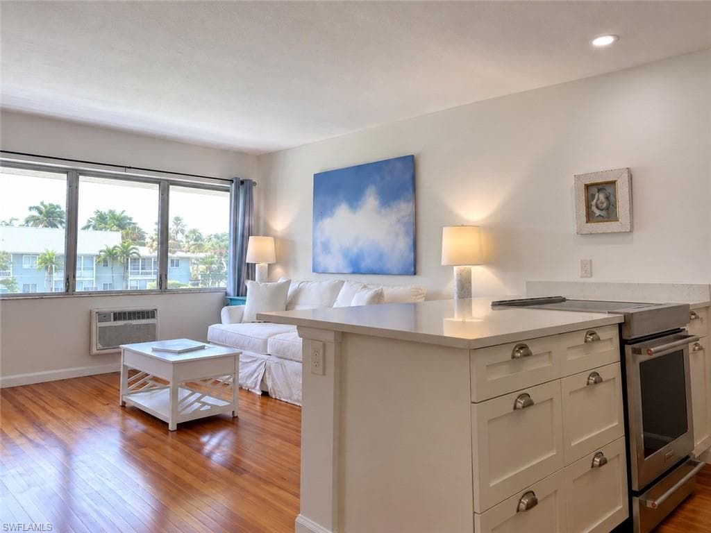 473 12th Ave #b15, Naples, photo 2