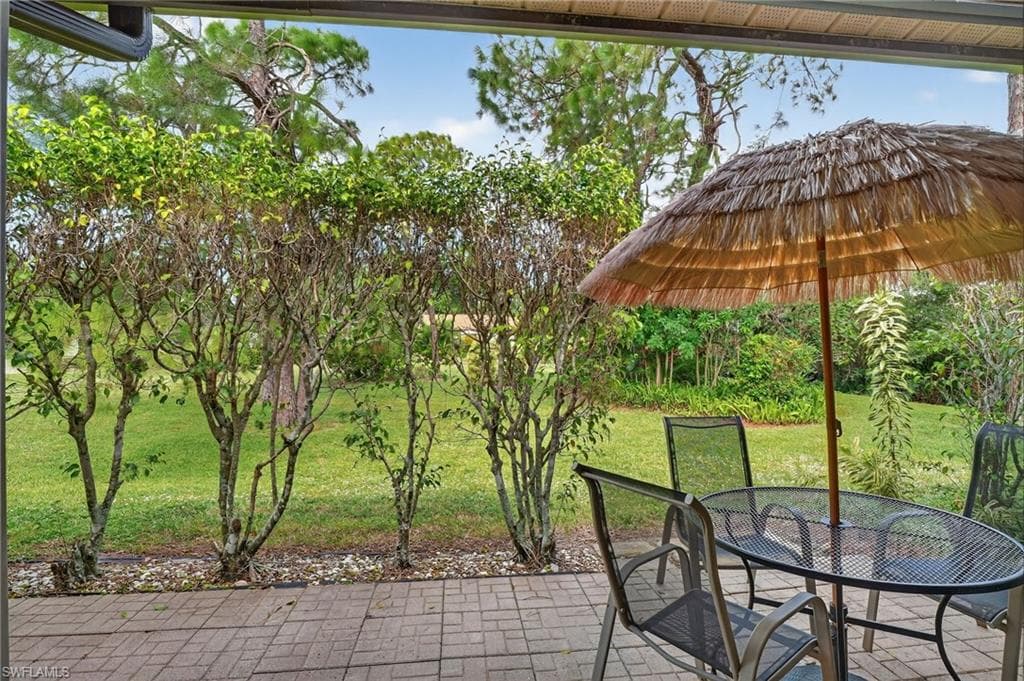 1009 Pine Isle Ln #1009, Naples, photo 3