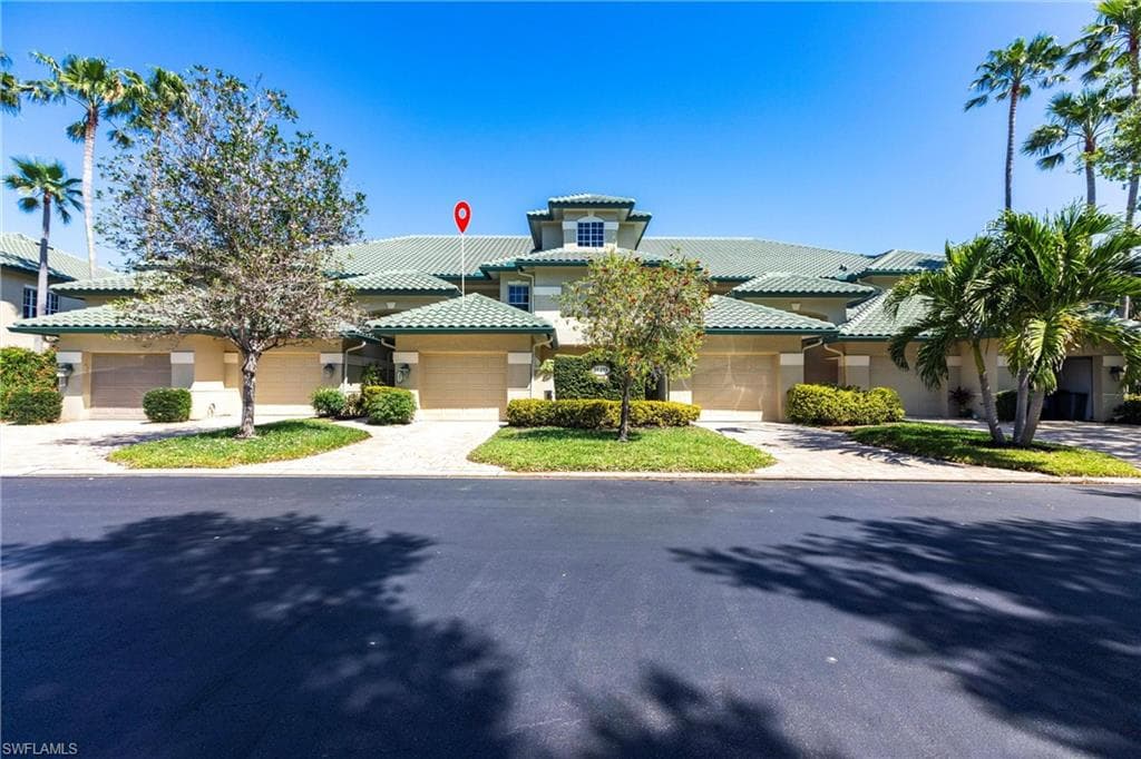 24655 Canary Island Ct #202, Bonita Springs, photo 2
