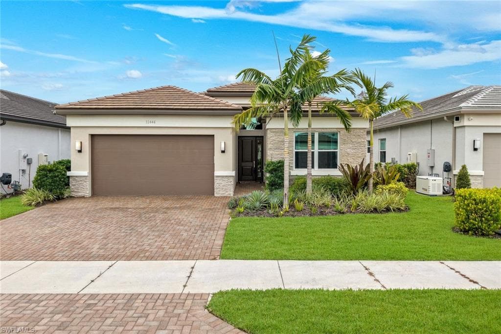 12446 Dahlia Ct, Naples