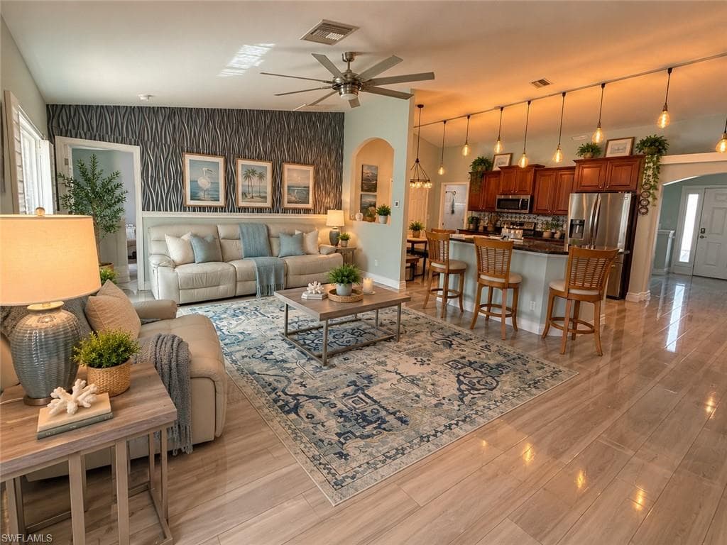 2034 5th St, Cape Coral, photo 3