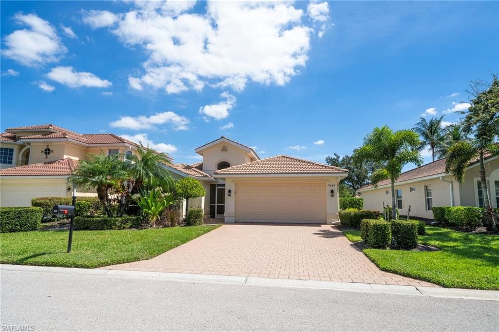9049 Astonia Way, Estero, photo 3