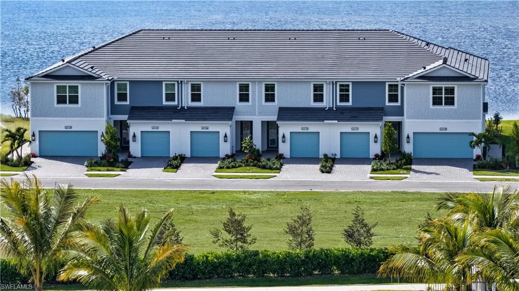 5042 Draco Cir #2906, Naples