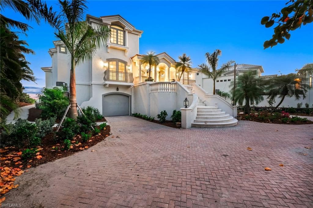 4265 Gulf Dr, Sanibel, photo 3