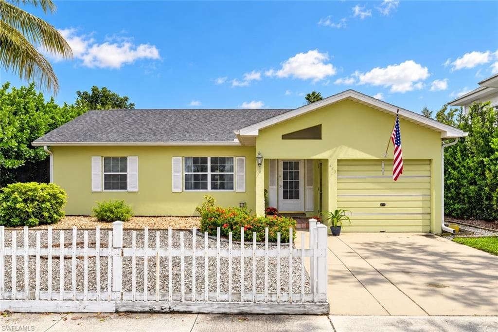 442 Central Ave, Naples, photo 2
