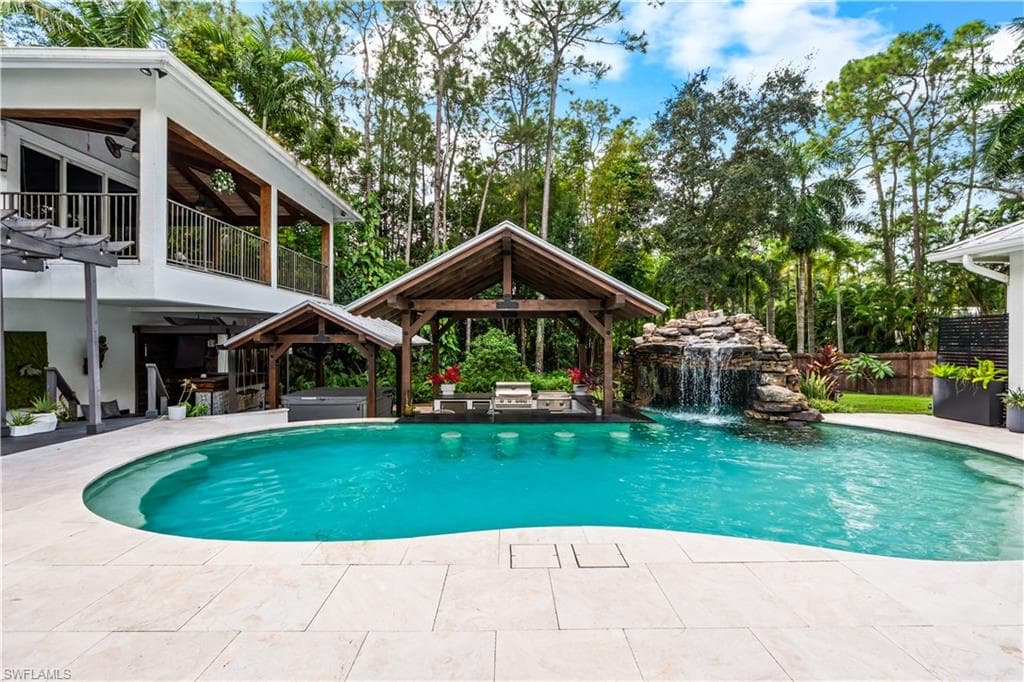 6370 Hunters Rd, Naples