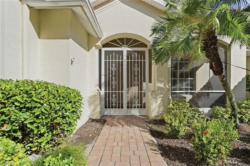 11000 Mahogany Run, Fort Myers, photo 3