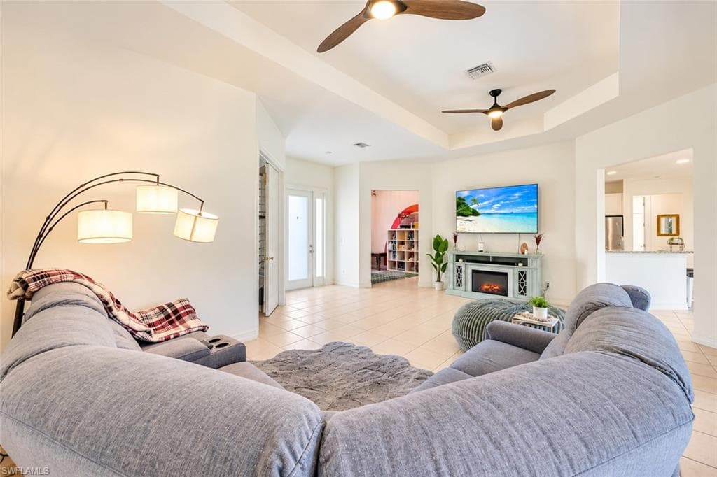 525 Desoto Blvd, Naples, photo 3