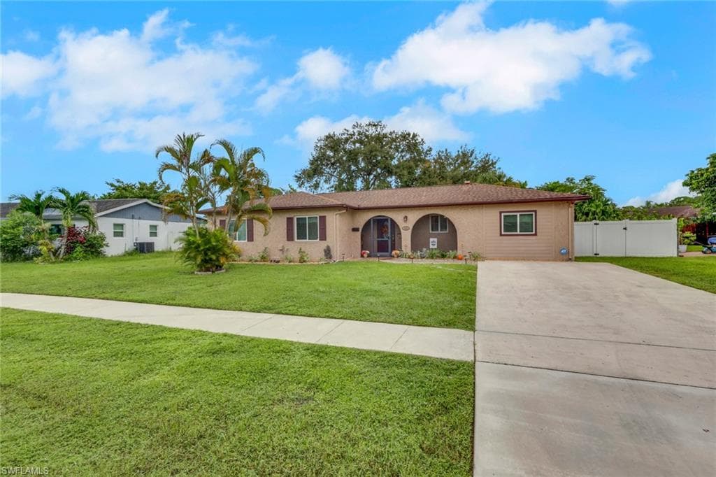 3358 Dorado Way, Naples