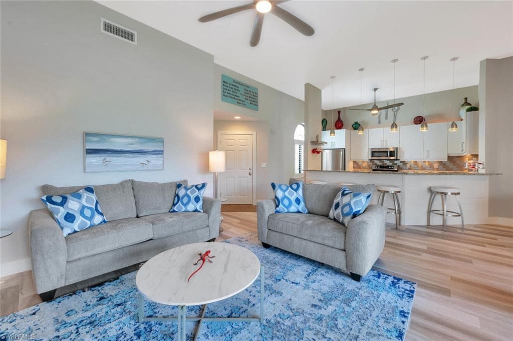 583 Beachwalk Cir #q-203, Naples, photo 2