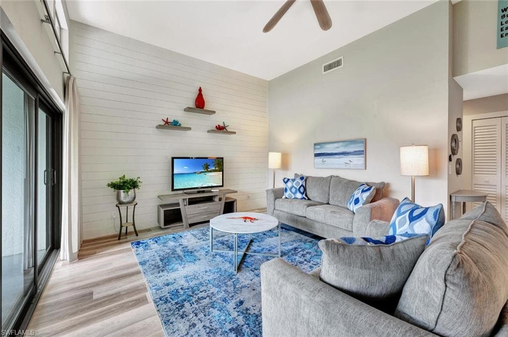 583 Beachwalk Cir #q-203, Naples, photo 3