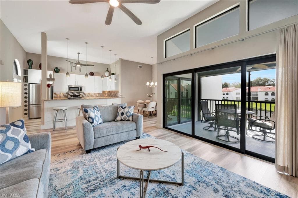 583 Beachwalk Cir #q-203, Naples