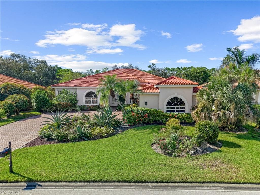 25870 Creekbend Dr, Bonita Springs, photo 3