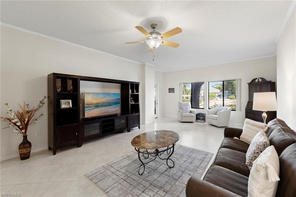201 Arbor Lake Dr #102, Naples, photo 2