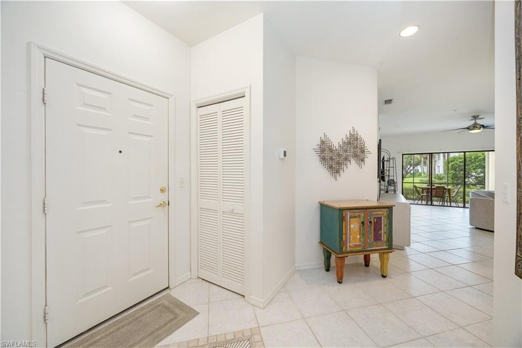 195 Vintage Cir #104, Naples, photo 2