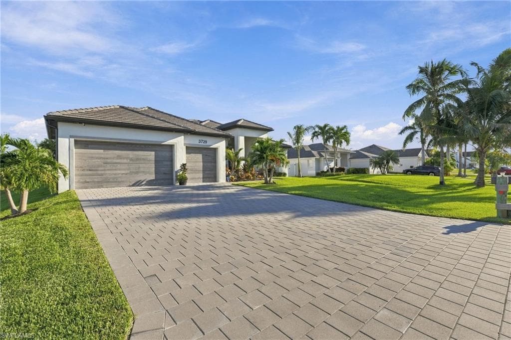 3729 3rd Ter, Cape Coral, photo 3