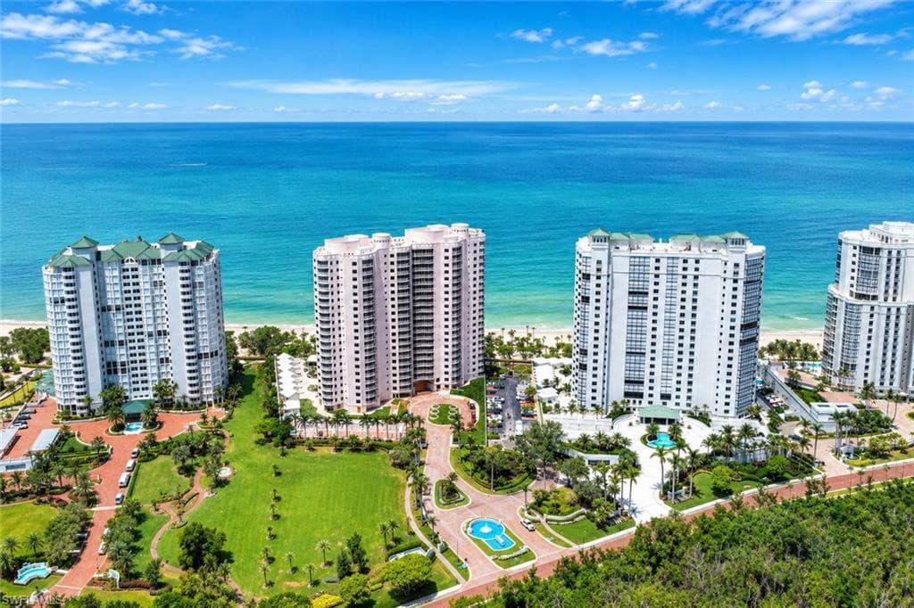 8231 Bay Colony Dr #602, Naples
