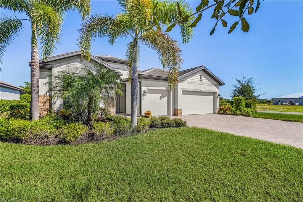 18358 Parksville Dr, Estero, photo 2