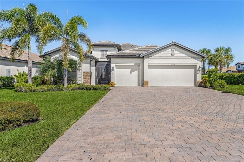 18358 Parksville Dr, Estero, photo 3