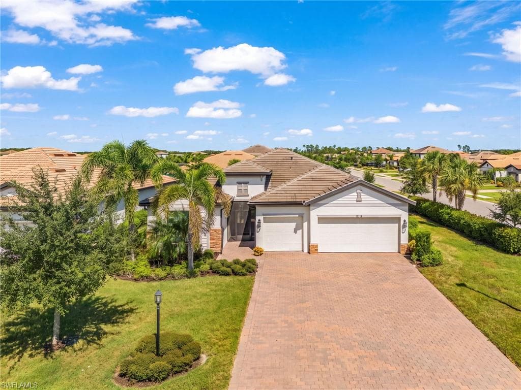 18358 Parksville Dr, Estero