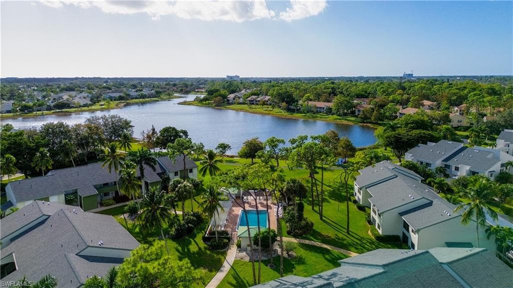 3006 Kings Lake Blvd #3006, Naples