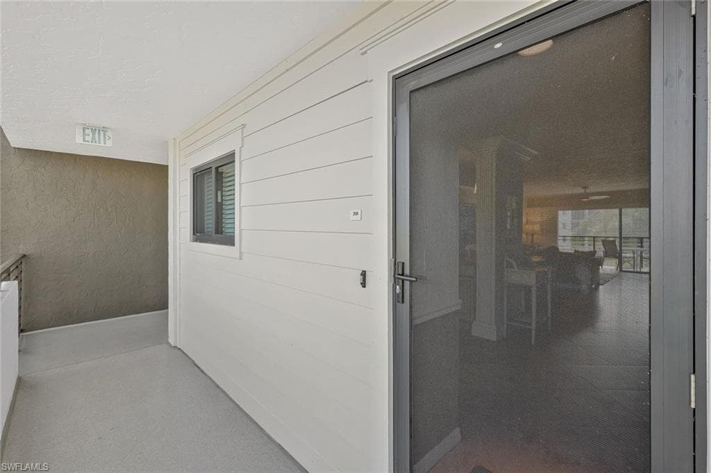 226 3rd St #206, Bonita Springs, photo 2