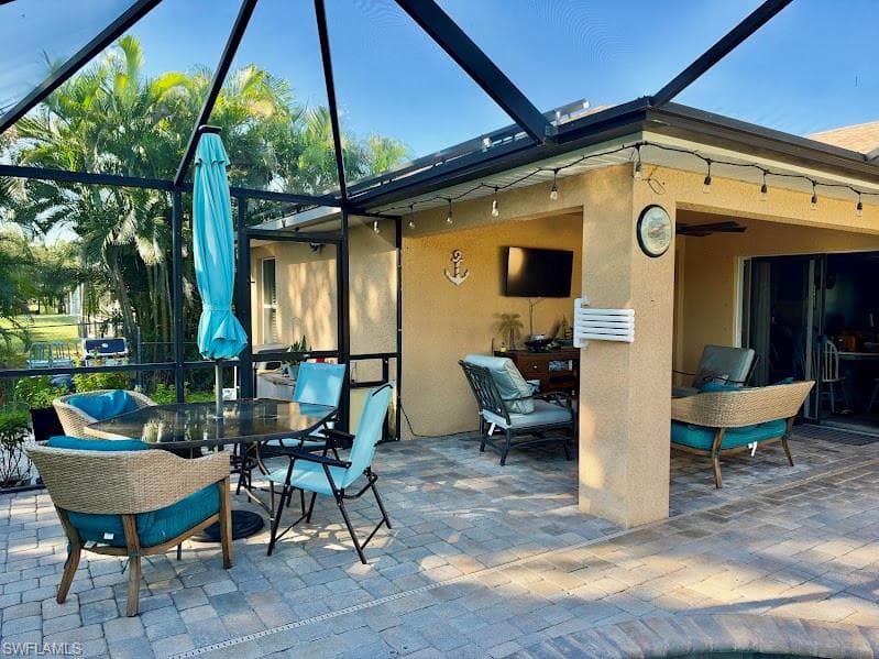 1817 3rd Pl, Cape Coral, photo 2