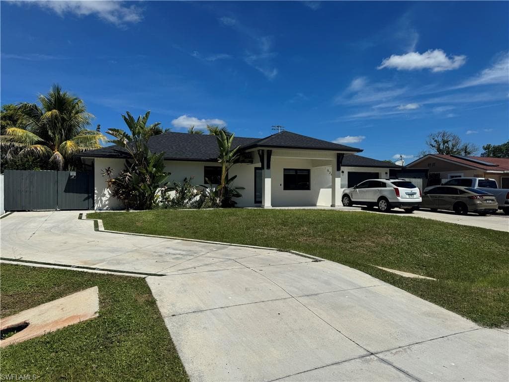 5253 32nd Ave, Naples