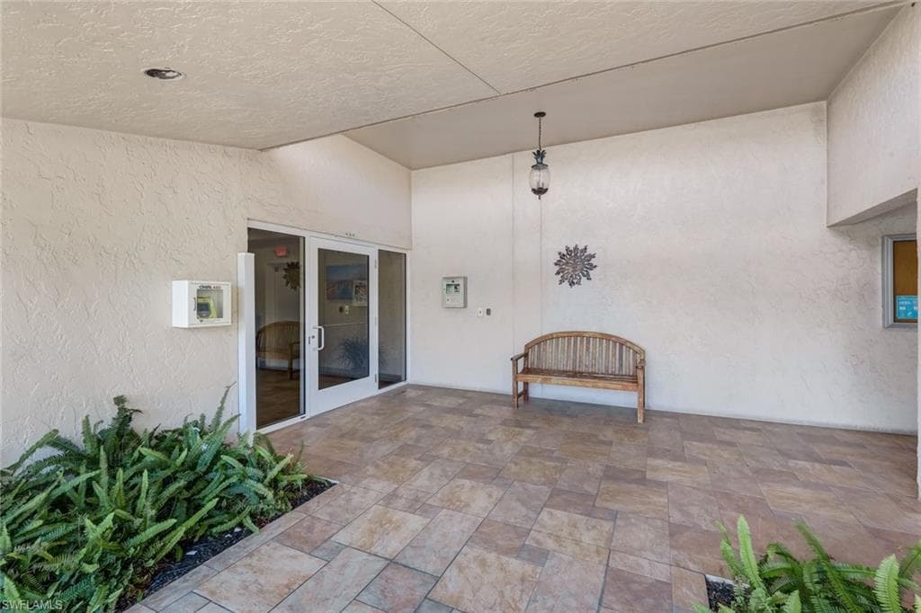 11118 Gulf Shore Dr #803, Naples, photo 2