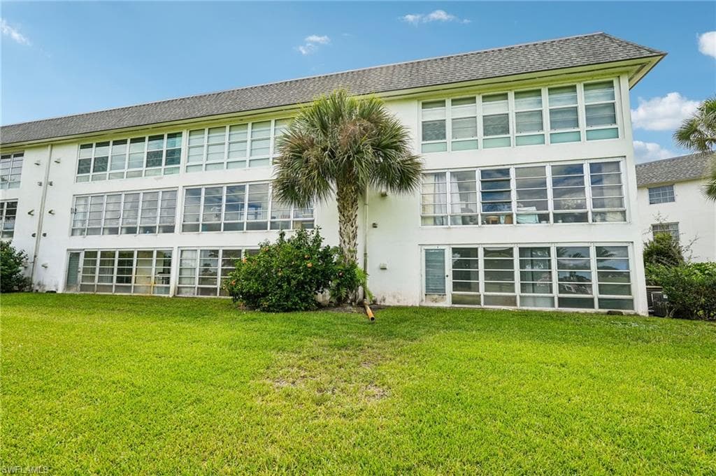 315 Saint Andrews Blvd #d5, Naples