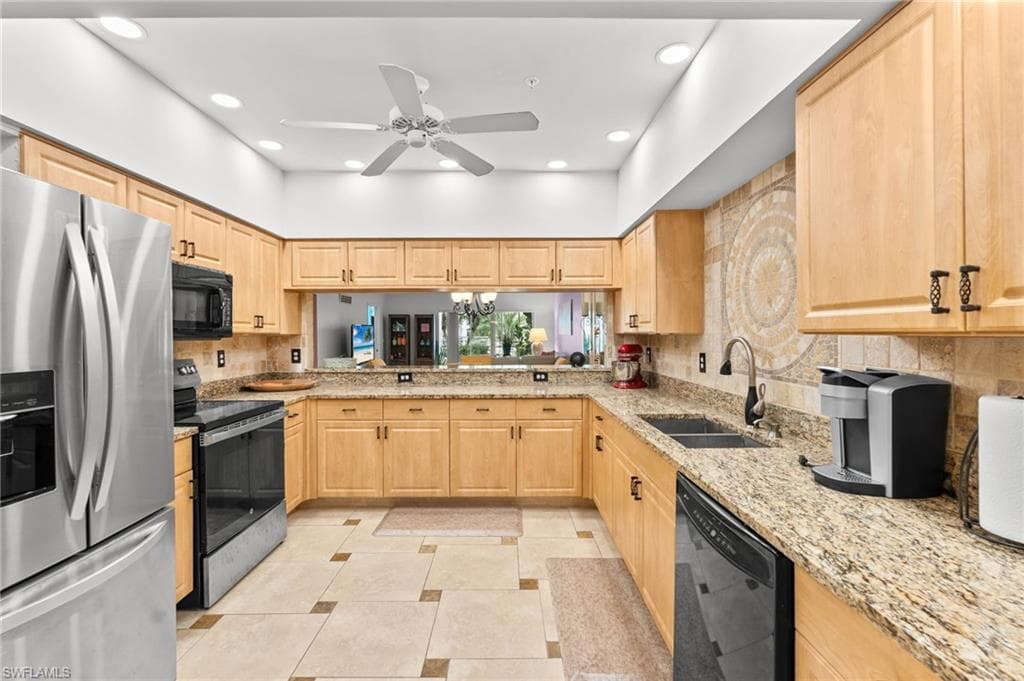 6010 Chardonnay Ln #103, Naples