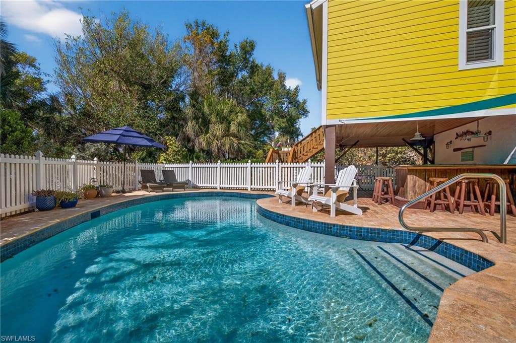 6143 Castaways Ln, Sanibel, photo 2