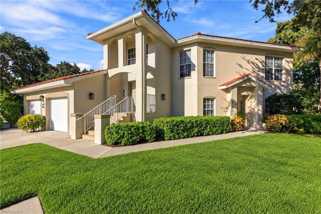 1036 Egrets Walk Cir #204, Naples, photo 2
