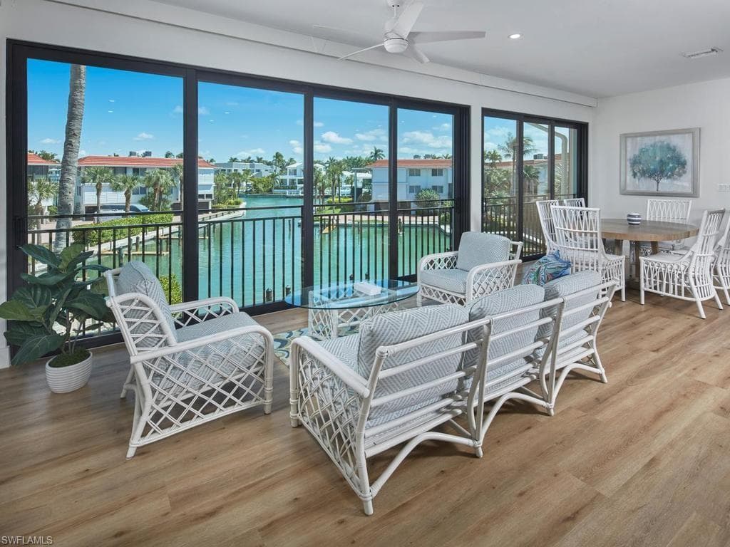 2230 Gulf Shore Blvd #t4, Naples, photo 2