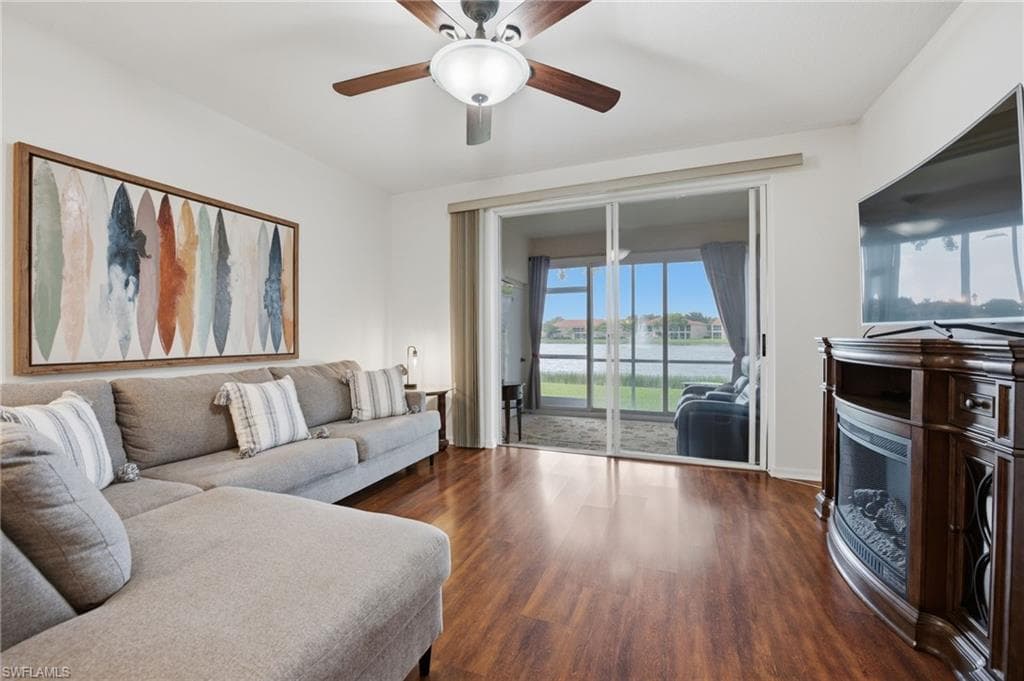 6310 Huntington Lakes Cir #104, Naples