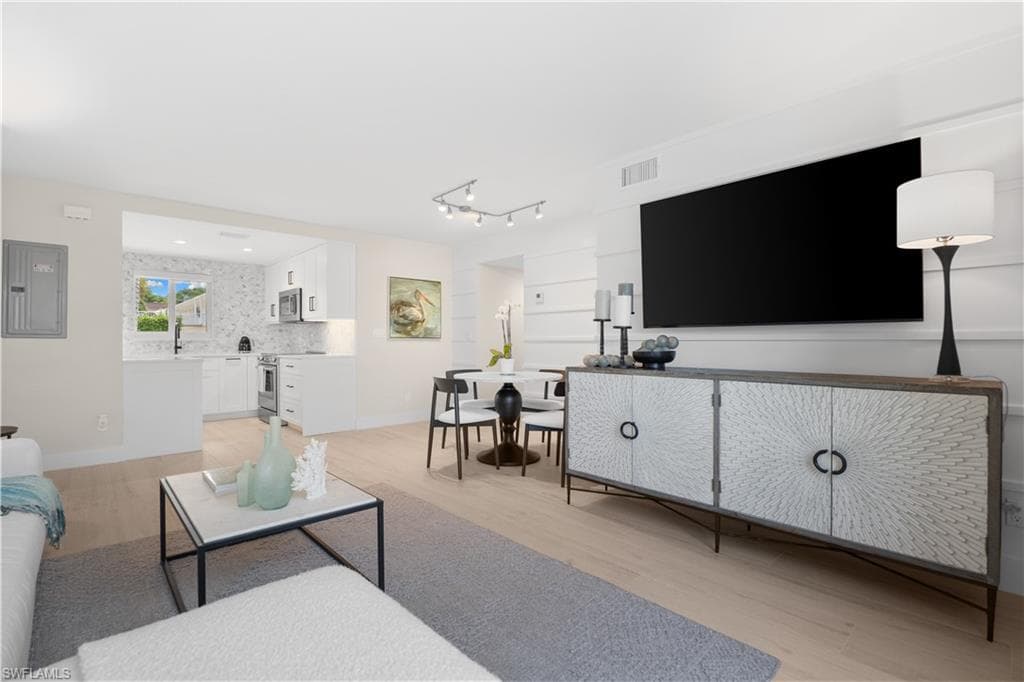 506 Broad Ave #506, Naples, photo 3