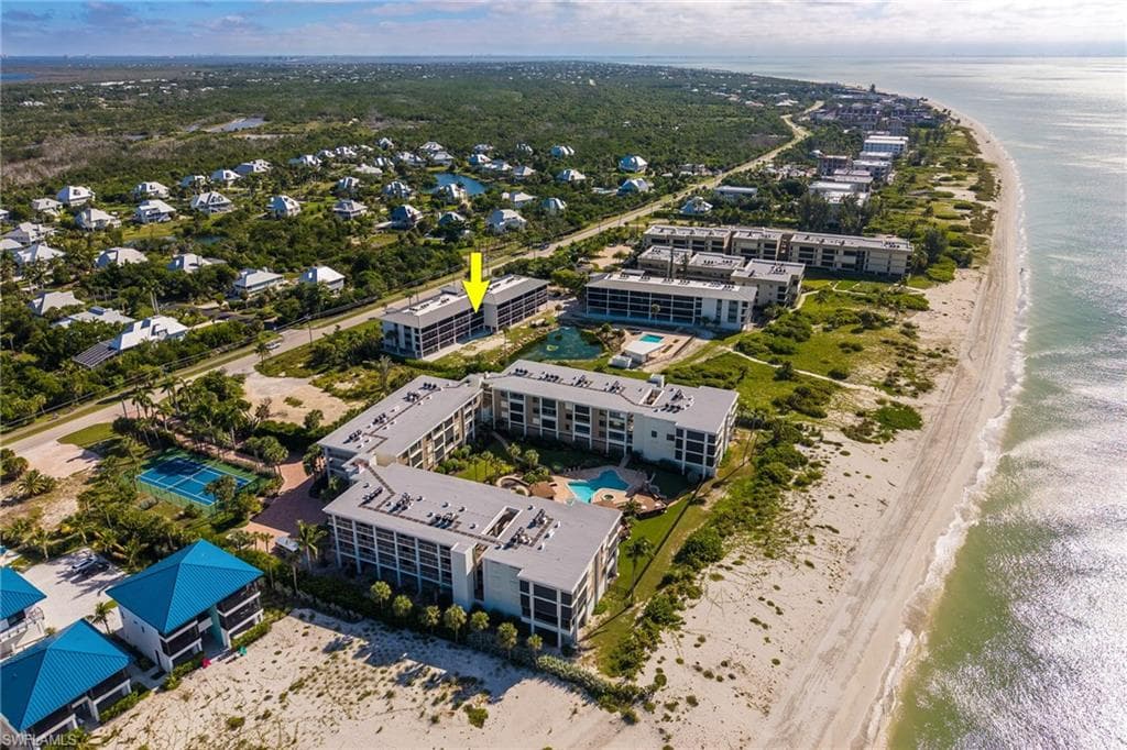 2737 Gulf Dr #225, Sanibel