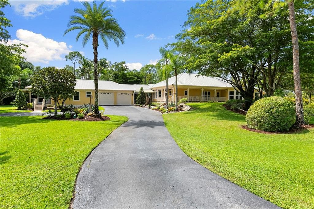 6460 Hidden Oaks Ln, Naples, photo 2